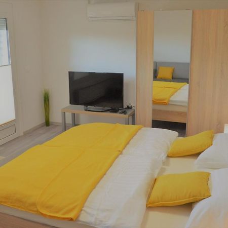 Apartma Vila Zigmund Церкница Экстерьер фото